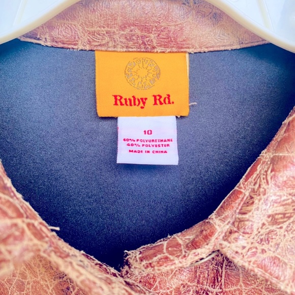 Ruby Red Alligator Print Faux Leather Jacket | Size 10P - Picture 6 of 7